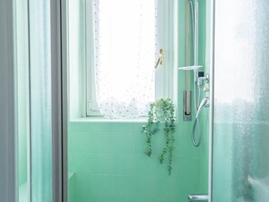 Deluxe-Apartment | Badezimmer