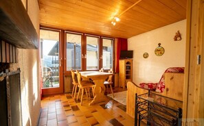 تناول الطعام