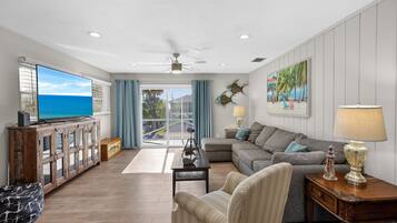 Smart TV, video games