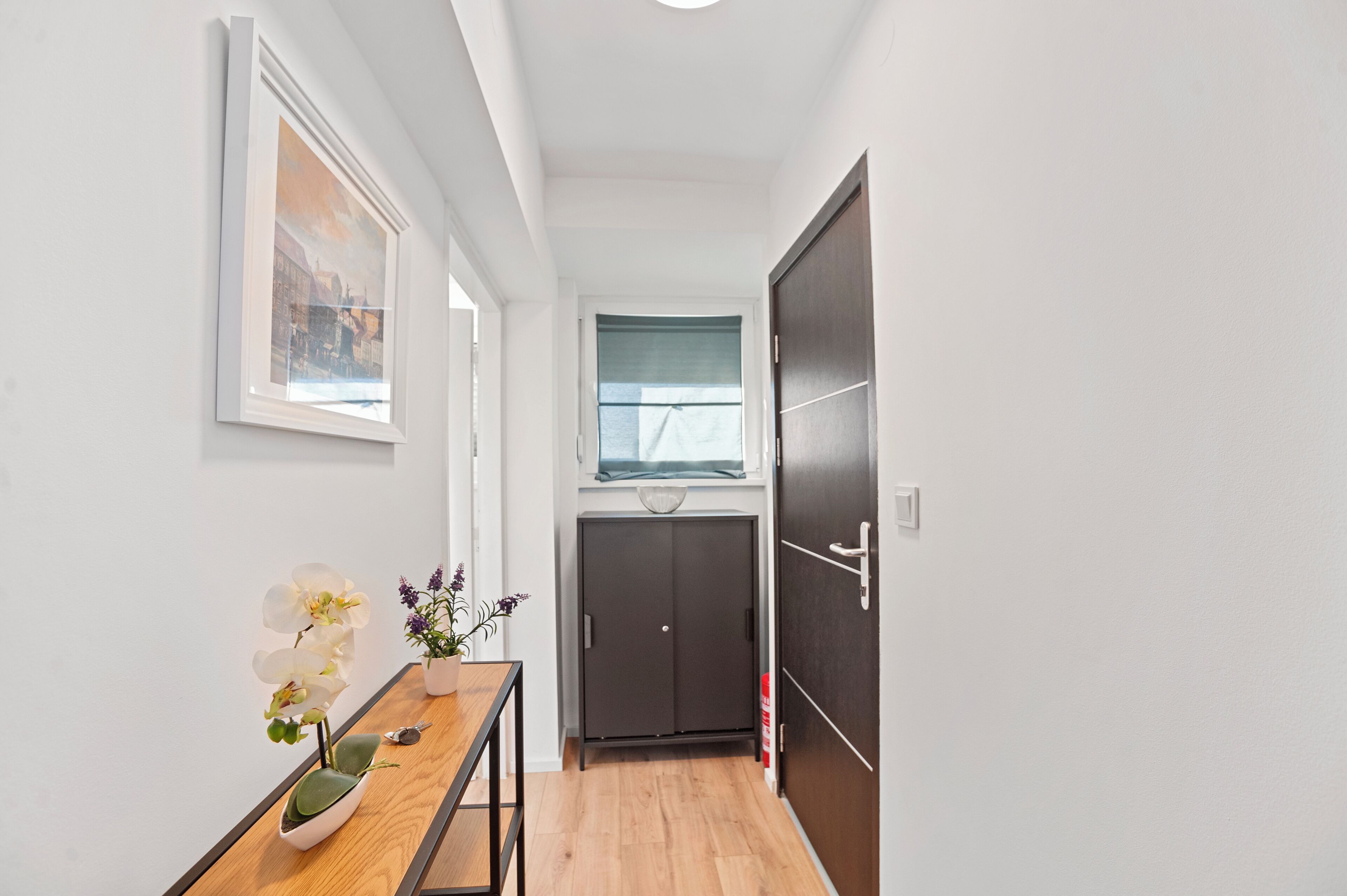 City Apartment | 1 bedroom, memory foam beds, laptop workspace, free WiFi