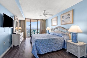 4 habitaciones, tabla de planchar con plancha, wifi y ropa de cama 