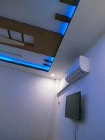 Tabla de planchar con plancha y wifi gratis