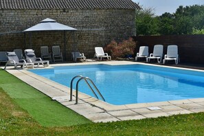 Piscine extérieure, piscine chauffée