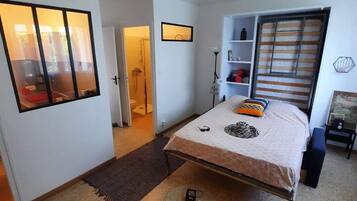 1 chambre, fer et planche Ă repasser, Wi-Fi gratuit