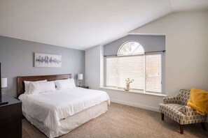 4 camere, ferro/asse da stiro, culla da viaggio, Wi-Fi gratuito