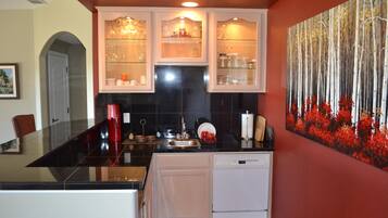 Fridge, microwave, dishwasher, coffee/tea maker