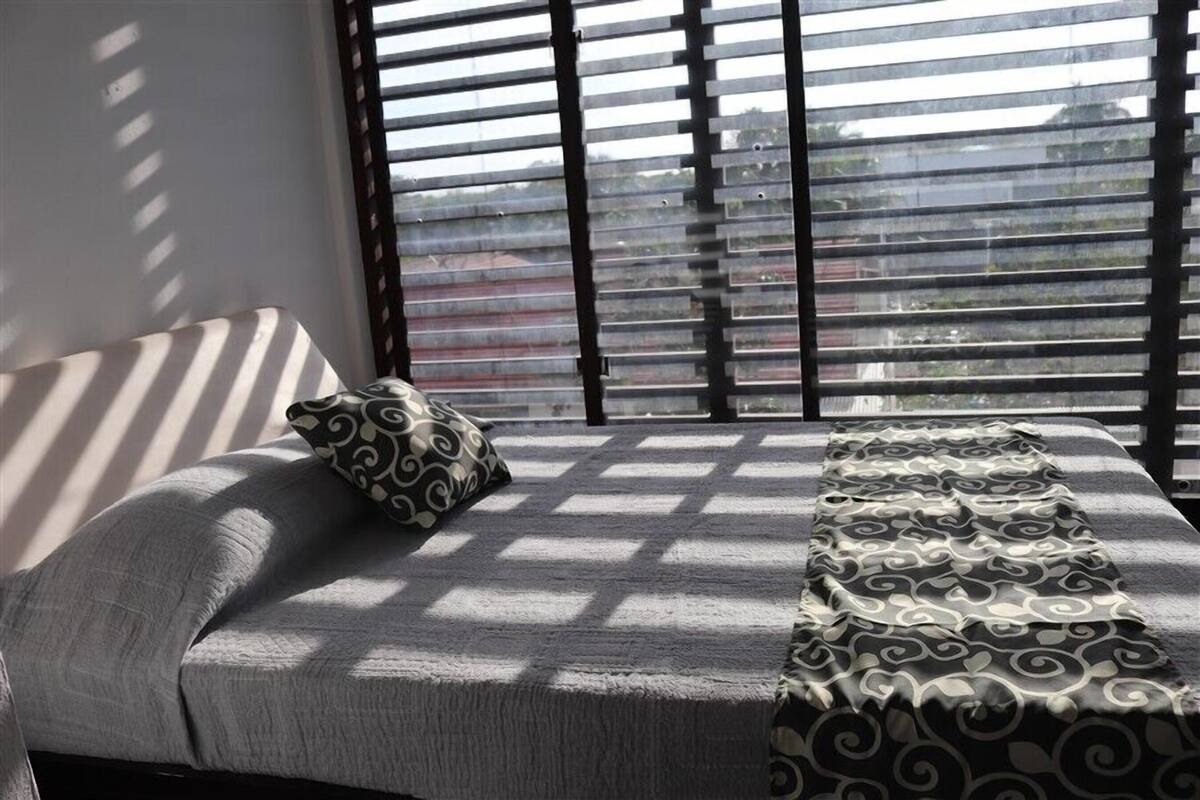 2 bedrooms, individually furnished, free WiFi