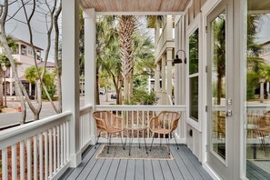 Terrace/patio - STEPS to Seacrest Restaurants, Shops, & More! Private Pool & Bikes! (Panama City Beach)