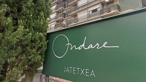 レストラン