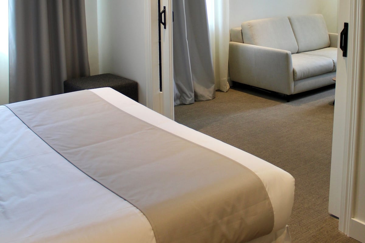 Family Studio Suite