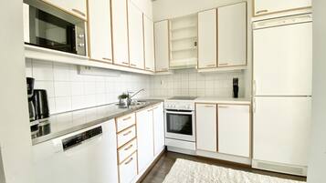 City Double Room | Private kitchen