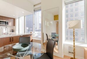 Unclassified image, 4 of 17, button