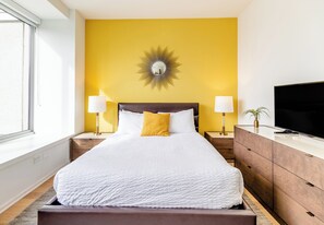 Unclassified image, 5 of 17, button