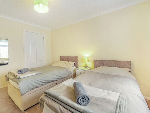 3 bedrooms, free WiFi, bed sheets