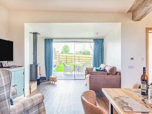 The Tack Room - UK36999