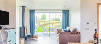 The Tack Room - UK36999