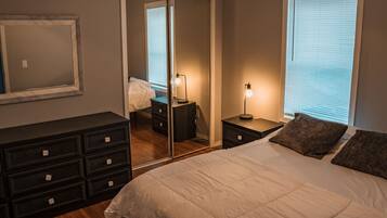 3 soverom, skrivebord, strykejern/-brett og wi-fi (inkludert)