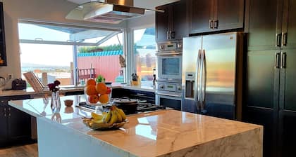 The perfect house for snowbirds or just a family coming to enjoy San Diego