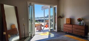 3 bedrooms, iron/ironing board, free WiFi, bed sheets - The perfect house for snowbirds or just a family coming to enjoy San Diego (San Diego)