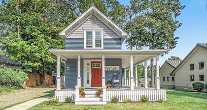 The Coloma Cottage - Historic Charm, Modern Amenities Beach Breweries Wineries