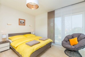 3 habitaciones, tabla de planchar con plancha y wifi gratis 