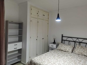 1 bedroom, iron/ironing board, travel crib, WiFi