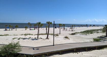 Coveted Gulf-front condo on pool deck, directly on beach, no highway to cross!