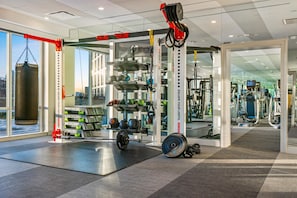 Fitness facility - Global Luxury Suites White Plains (White Plains)