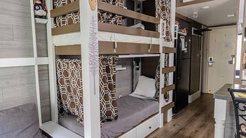 Wifi gratis y ropa de cama