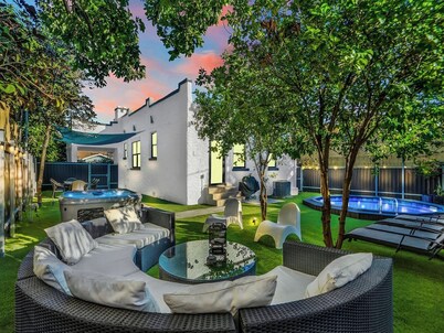 Villa Tranquillo | Calle Ocho | Pool & Hot Tub
