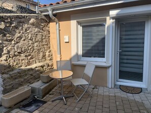 Terrace/patio - Florent's studio (Vaugneray)
