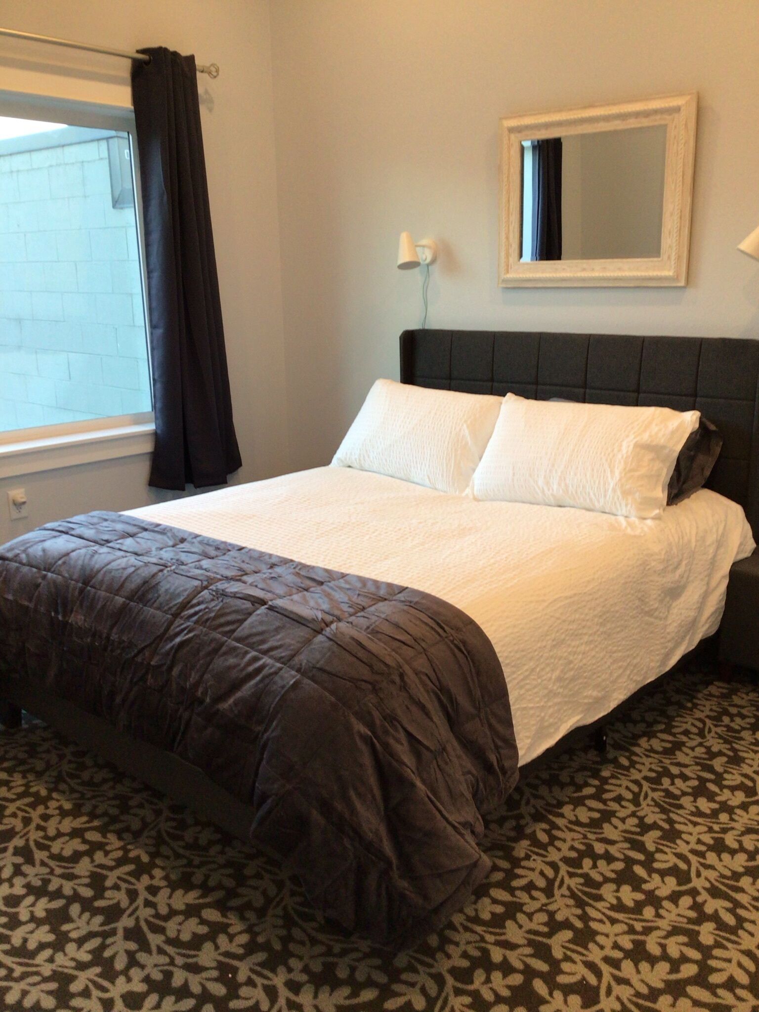 Month to Month Downtown Salem OR. Loft Apartment 229