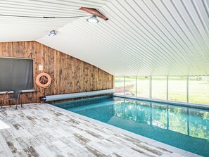 屋内プール