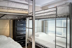 3 bedrooms, iron/ironing board, free WiFi, bed sheets - Location, Location! Sweetwater Lift Lodge 3 Bedroom Condo - During SUNDANCE! (Park City)