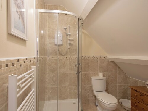 2 bedroom accommodation in Oswestry