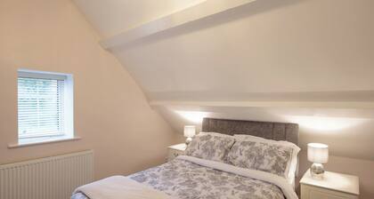 2 bedroom accommodation in Oswestry