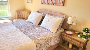 2 bedrooms, iron/ironing board, free WiFi, bed sheets - Georgetown TX - RETREAT (Georgetown)