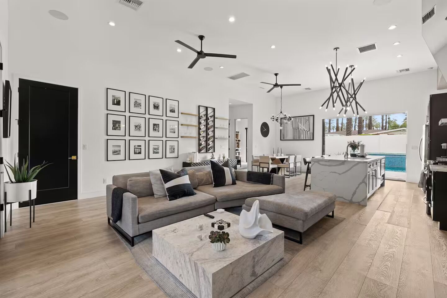 TV, fireplace, offices