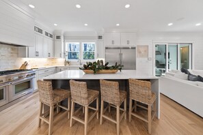 Fridge, microwave, oven, stovetop - Luxurious 4-BR Home w/ Private Pool & Beach Access – Golf Cart & Bikes Included (Santa Rosa Beach)