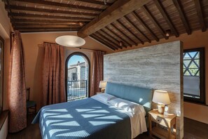 5 Schlafzimmer, Bügeleisen/Bügelbrett, Reisekinderbett, kostenloses WLAN