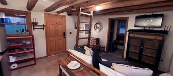 Small cabin on private 400 acre mountaintop farm!