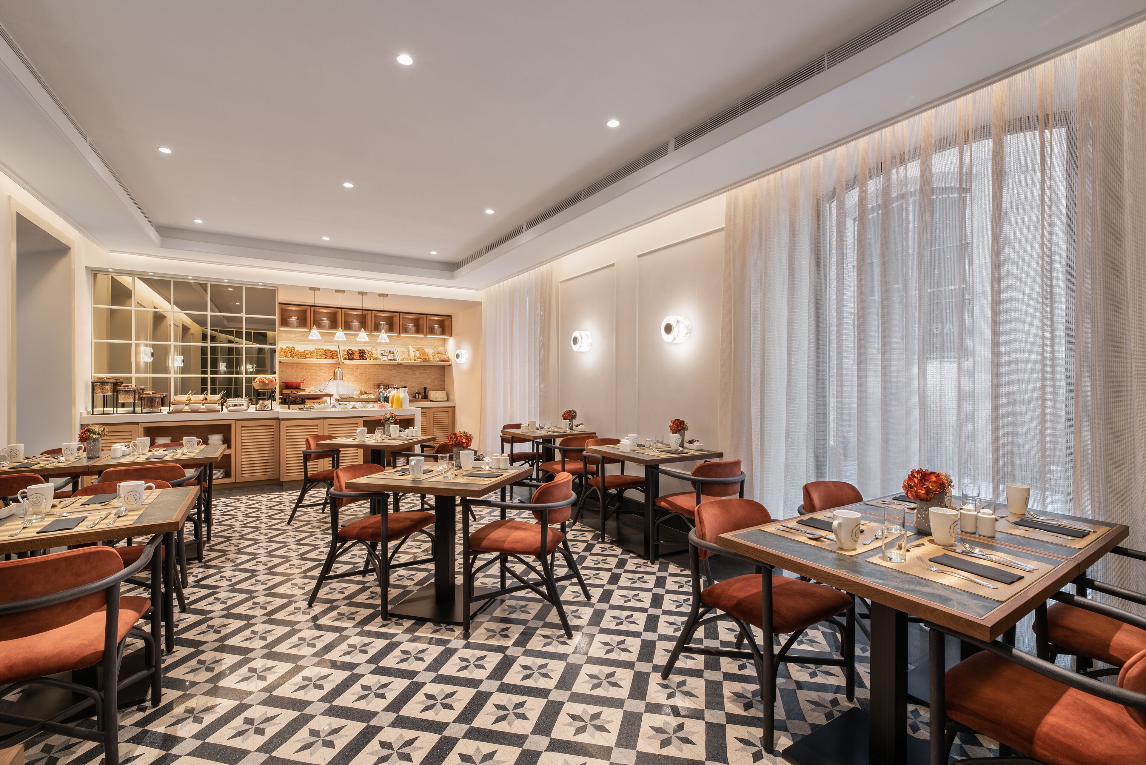 Frokostbuffé hver dag (EUR 20 per person)