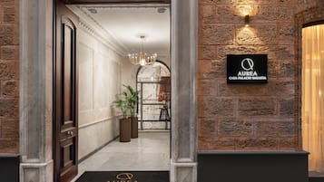 Overnatningsstedets indgangsparti