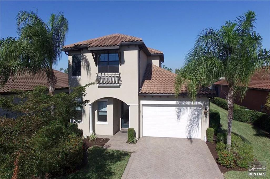 Large, Beautiful Home in Sunny Naples Florida, 15 Minutes from the Beach!