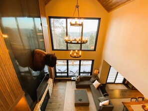 TV, fireplace, DVD player