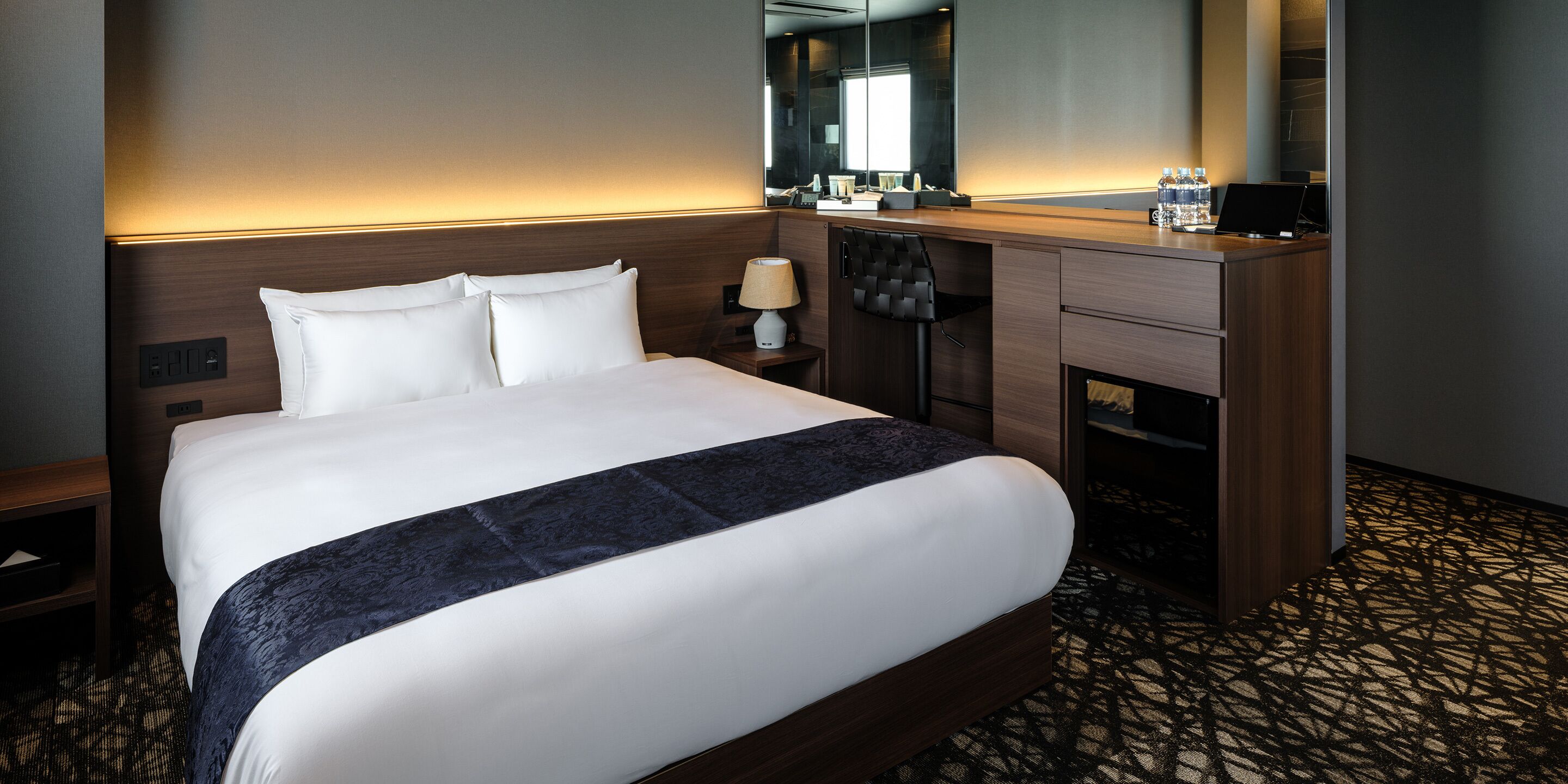 superior queen room, non smoking | 1 bedroom, desk, blackout curtains, free wifi