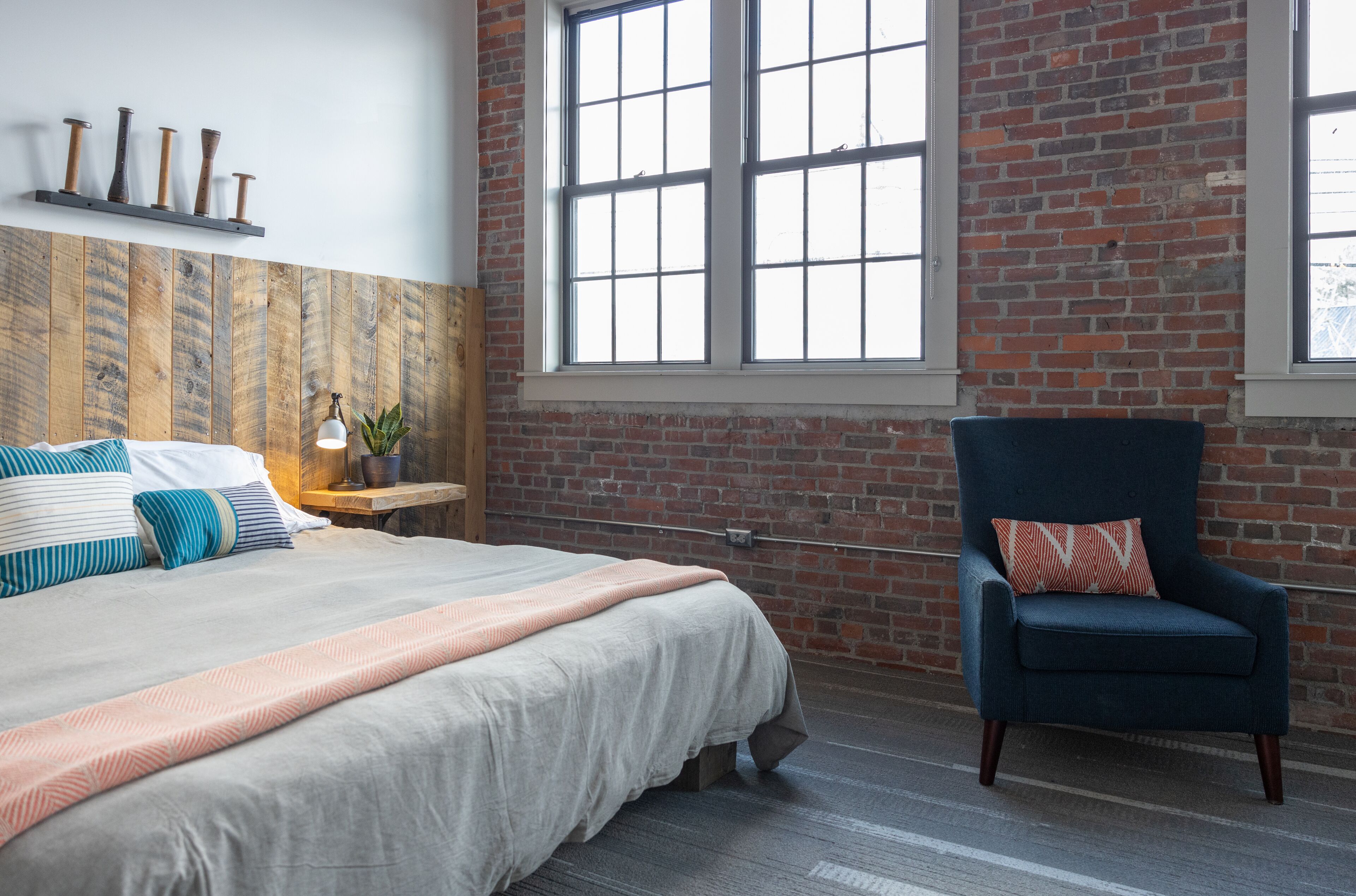 room 2 | 1 bedroom, individually decorated, desk, iron/ironing board