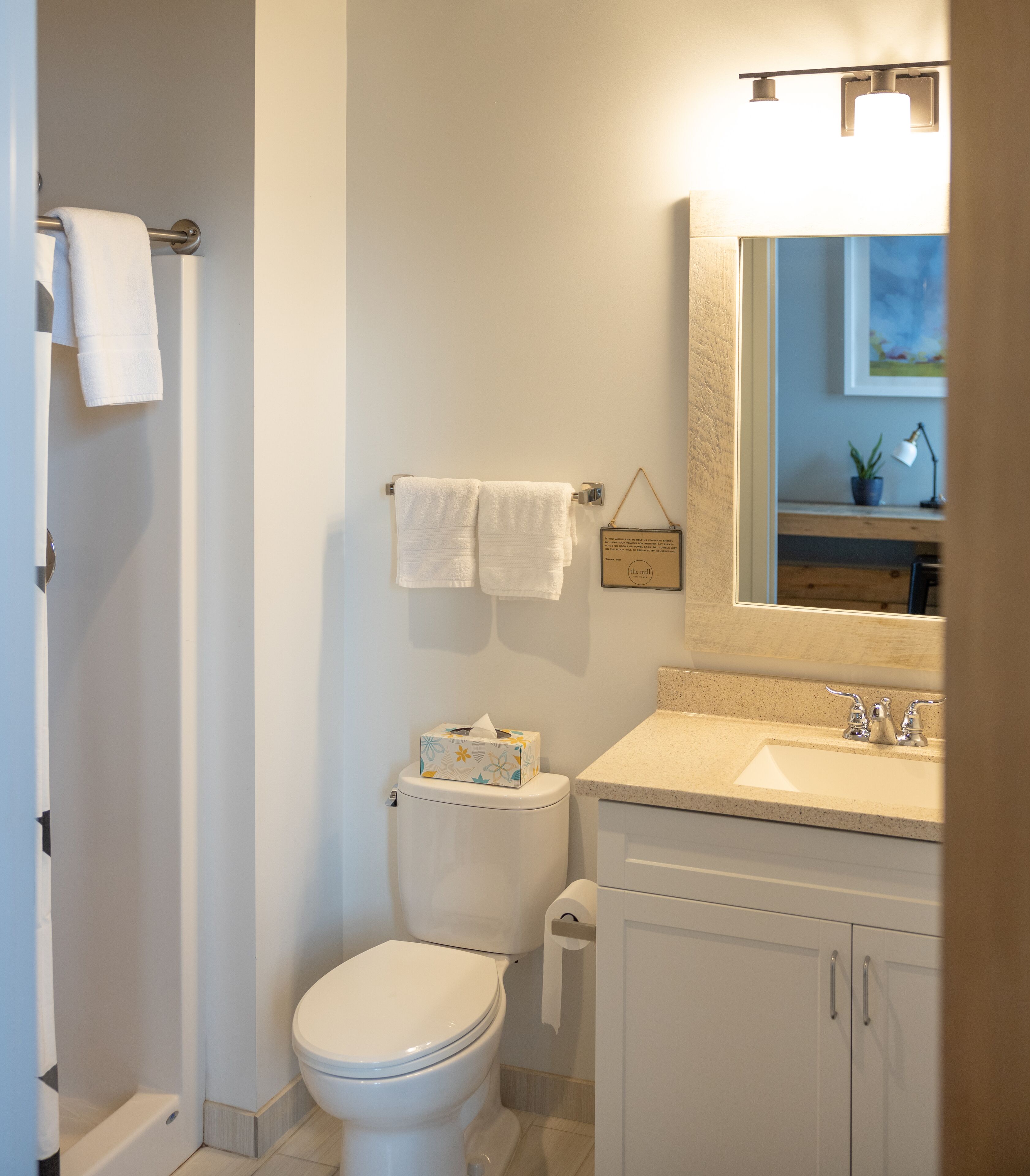 room 4 | bathroom | shower, hair dryer, towels