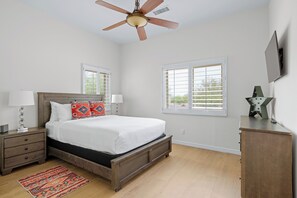 5 slaapkamers, een strijkplank/strijkijzer, reisbedje, gratis wifi