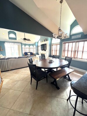 تناول الطعام